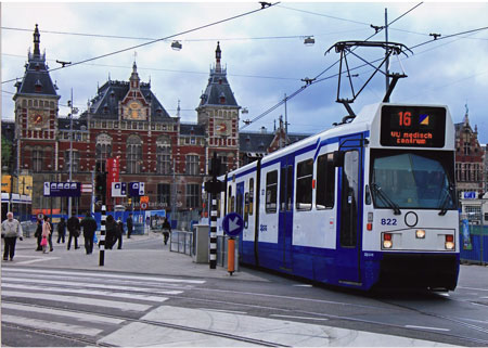 amsterdam-newtram.jpg