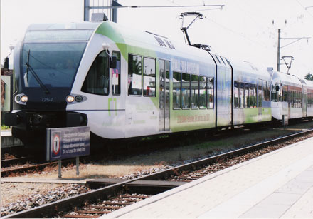 steinamrhein-localtrain1.jpg